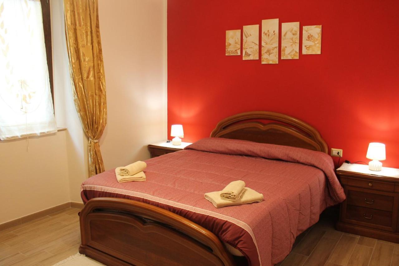 Casa Vacanze Nonna Nunzia Villa Bosa Buitenkant foto